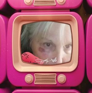 Meet your Posher, Joyce